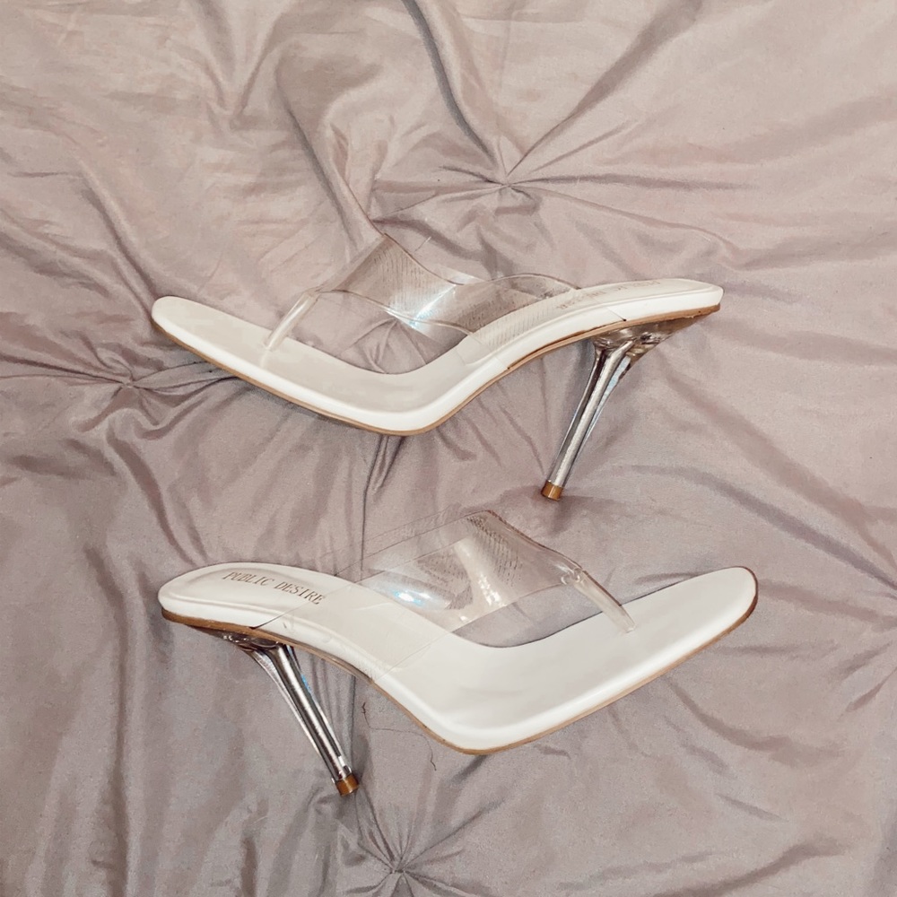 y2k sandals / stilettos